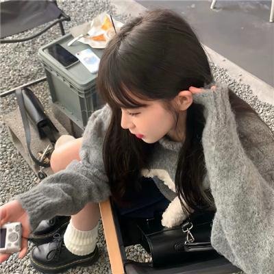君是慕容卿似花